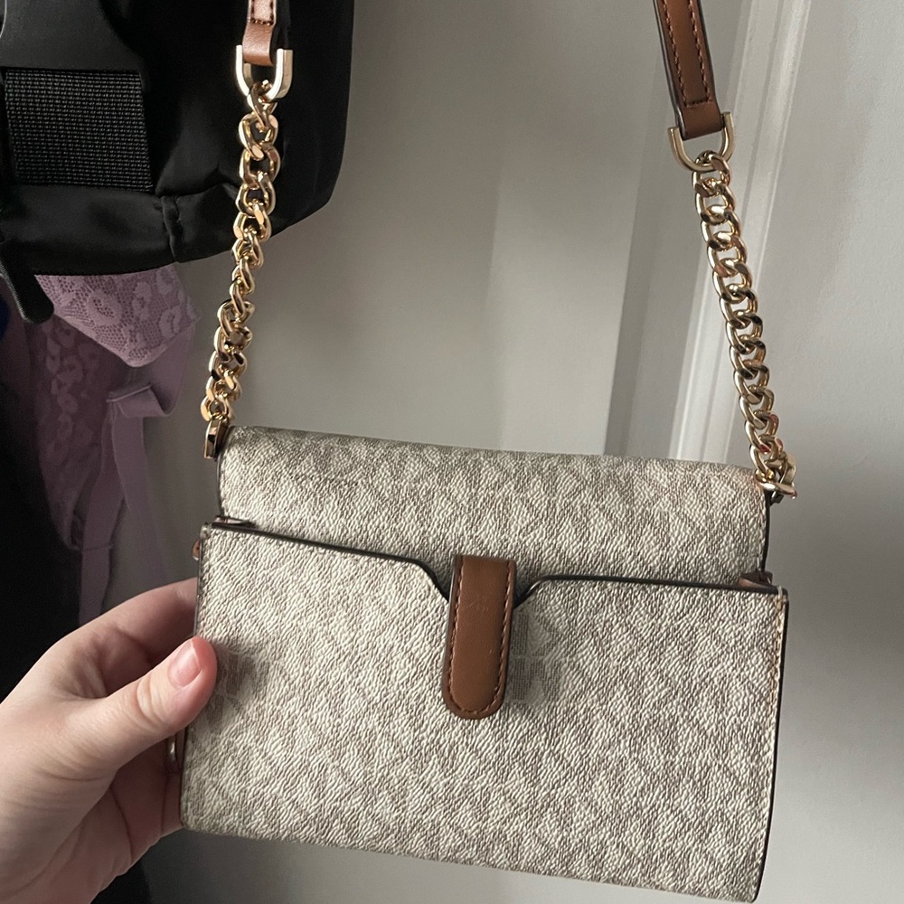 Michael Kors Bag - Picture 3 of 3